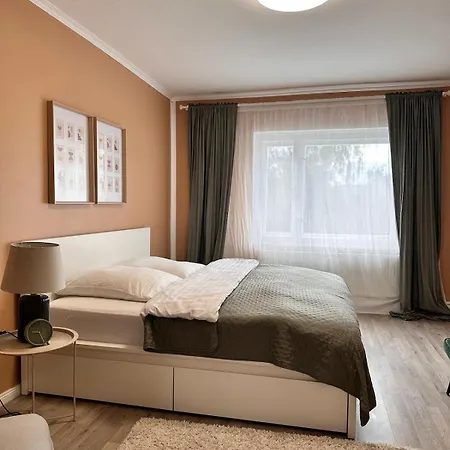 Stylish Apt in Neukölln kiez Privat Parkplatz-3