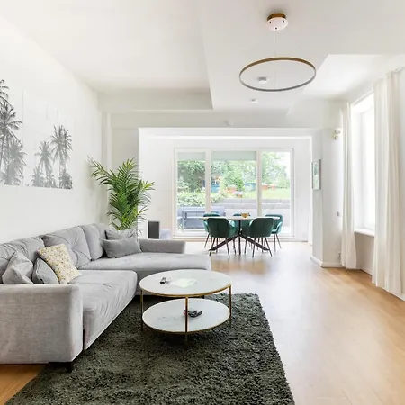 Global Living - Design Apartment I Central I Beamer I Kitchen I Terrace I Berlin-3