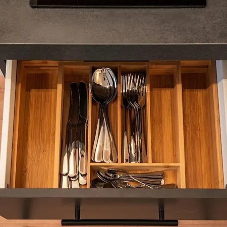 Modern Studio Apartment-3