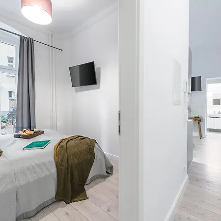The Lohmeyerstr Iii, Lovely 2 Bedroom Group & Family Friendly, 2- 4 Guests-3