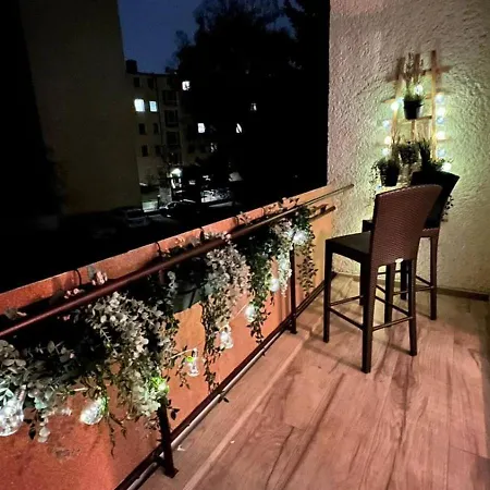 Designer Central Apartment With Parking & Terrace-2