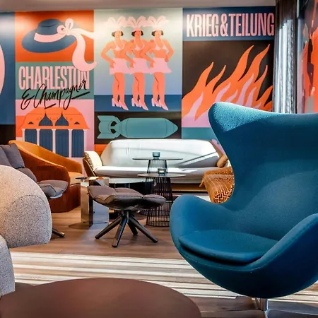 Motel One Berlin-Potsdamer Platz-2