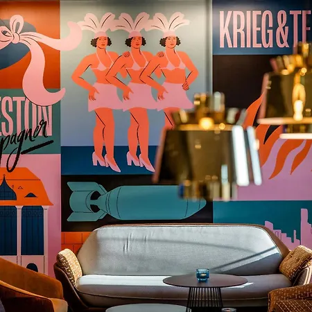 Motel One Berlin-Potsdamer Platz-2
