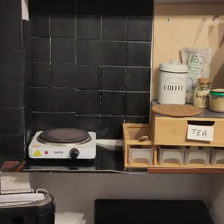 Cozy 1 Room Micro Apartment ,1Double,1Single Bed-2