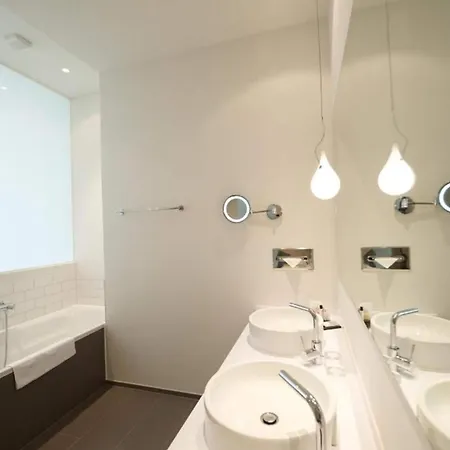 Wyndham Garden Berlin Mitte-3