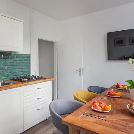 The Paul II - Stylish & Central 3 Bedroom Apartment, Group & Family Friendly, 4- 6 Guests-3