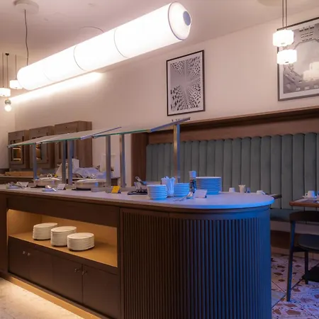 Hotel Bleibtreu Berlin By Golden Tulip-2