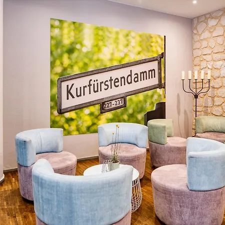 Mercure Hotel Chateau Berlin am Kurfürstendamm-3