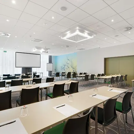 Novotel Berlin Mitte-3