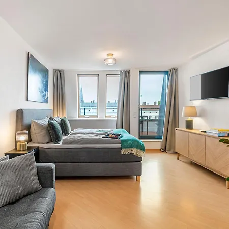The Danziger, 2 Unique Roof Top Units In Prenzlauerberg, Group & Family Friendly, From 2 Up To 7 Guests-2
