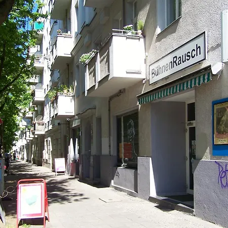 Altbauwohnung mit 3 Bädern (PB6)-2