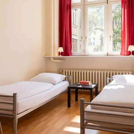 All In Hostel Berlin-3