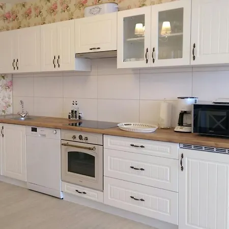 Romantic Style Apartment Berlin Alexanderplatz-3