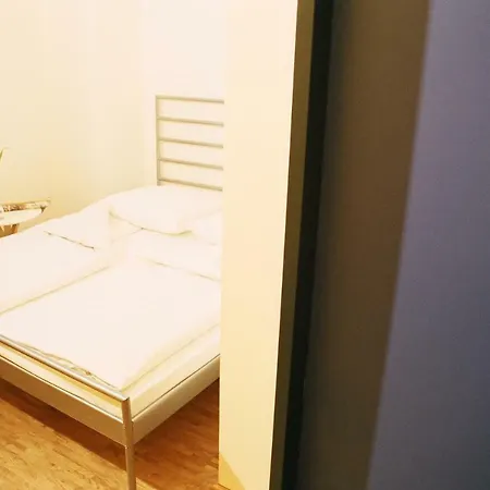 Citystay Hostel Berlin Mitte-3