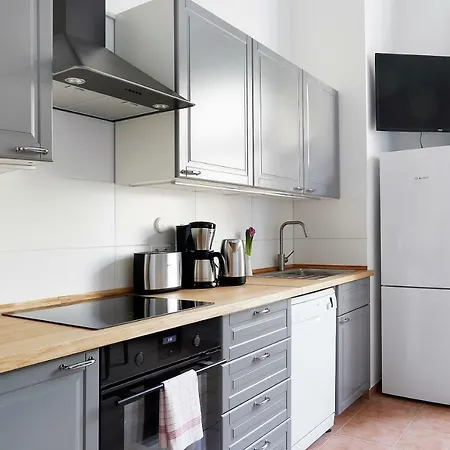 BLISSE by ROCKCHAIR Apartments l SUPERHOST Status l 5 Schlafzimmer 3 Bäder 3 Balkone l Family&Business Flair welcomes you!-2