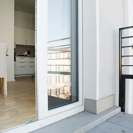 Sc 03 By Rockchair Apartments L Superhost Status L 2 Bedrooms Boxspringbeds Balcony Elevator - Cozy Family & Business Flair Welcomes You!-2