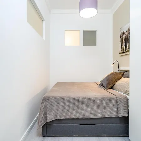 The Lohmeyerstr Li - Group Flat In Central Berlin, Family-Friendly, 2Br, 4- 6 Guests-3