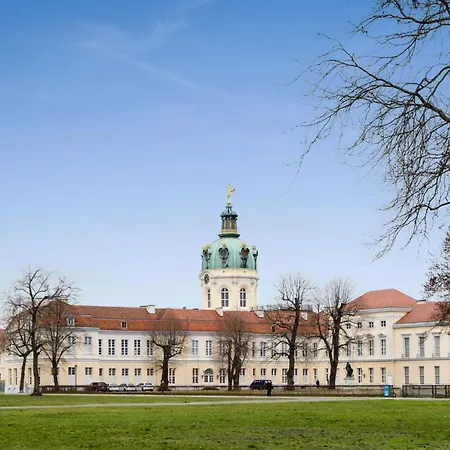 The Lohmeyerstr Iii, Lovely 2 Bedroom Group & Family Friendly, 2- 4 Guests-2