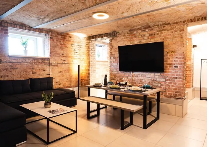Luxurious Urban Living - Premium Downtown Apartments Next To Hbf