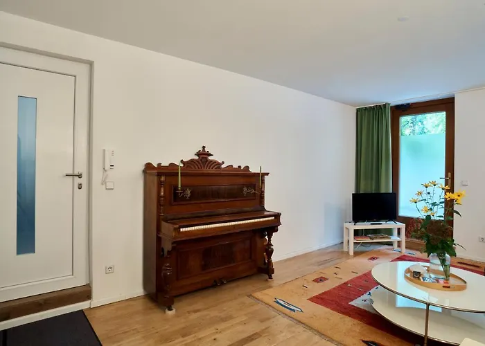 Beautiful Park Apartment For 4 Guests Berlin