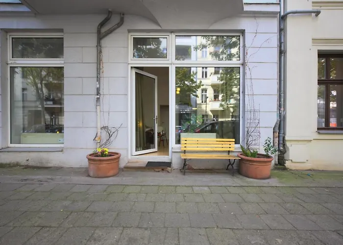 Altbauwohnung mit 3 Bädern (PB6)
