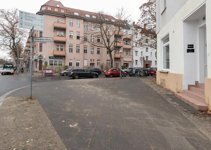 Apartments Berlin Aroser Allee