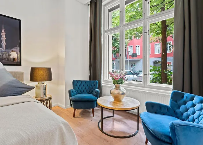 Weichsel - Group Flat In Central , Family-Friendly, 3Br, 2 Bath Rooms, 4- 6 Guests