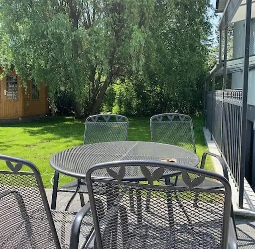 Fewo mit Garten, Kamin u. Whirlpool Berlin