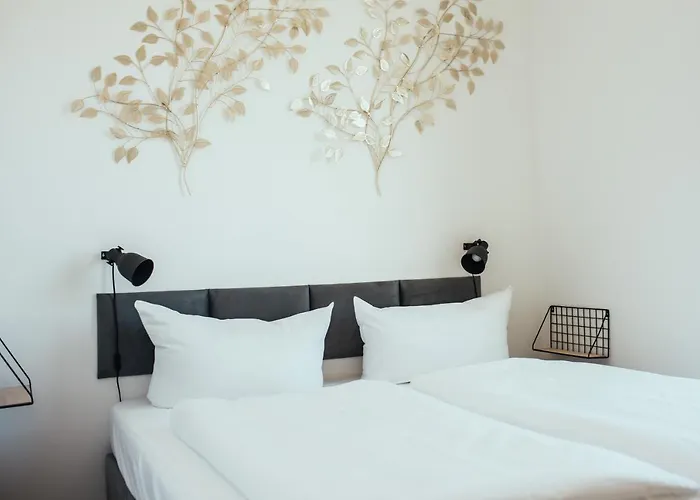 The Rix Studios & Suites Near Sbahn Neukoelln Berlino