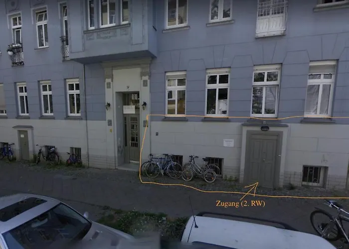 Spacious In Hemholtzkiez Prenzlauer Berg For 8 People Hiddenseer