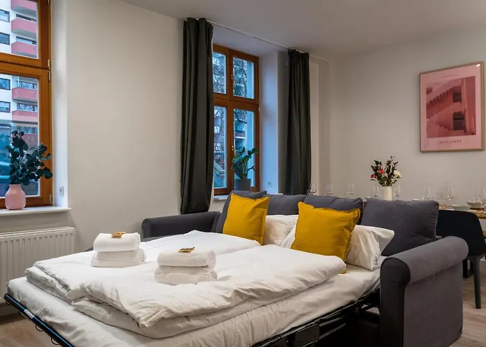 Komm rein und fühle dich zu Hause direkt nahe der Altstadt Spandau und am Wasser