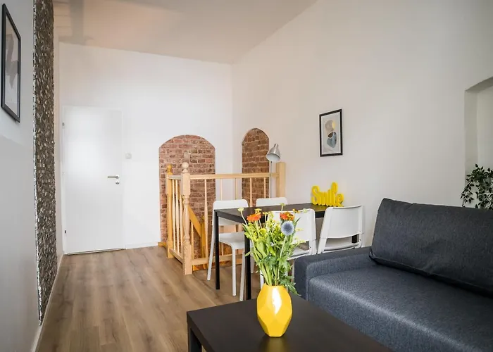 Spacious In Berlin Mitte For 6