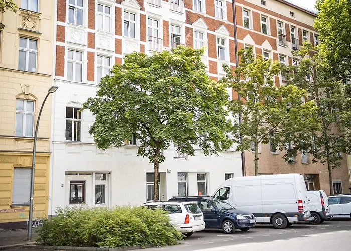 Spacious In Berlin Mitte For 6