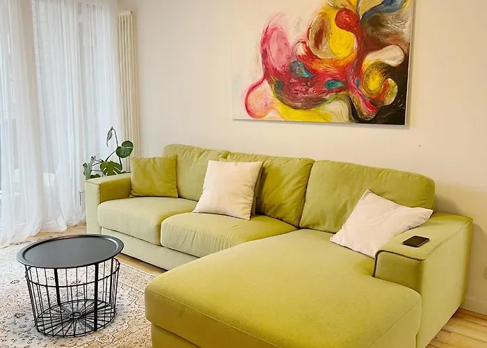 Prime Location Comfort Apartment With Balcony