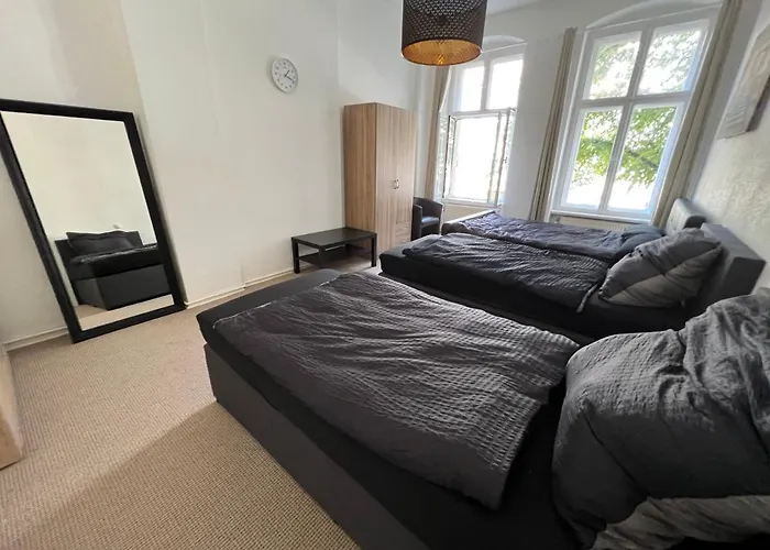 Apartment Fuer Familien, Freunde Oder Groessere Gruppen Bis Zu 8 Personen In Der Naehe Des Berliner Hauptbahnhofs