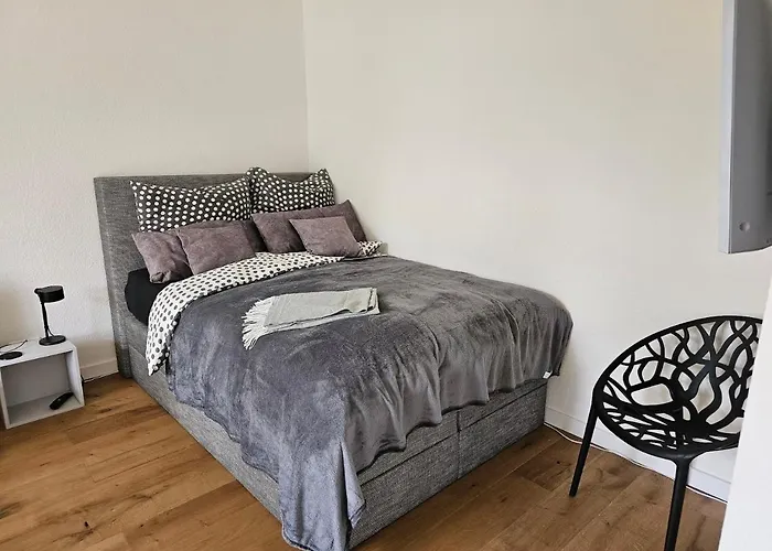 Casa Frida - Business Apartment Near Airport Ber, Kitchen, Bathroom, Balcony, Car Park