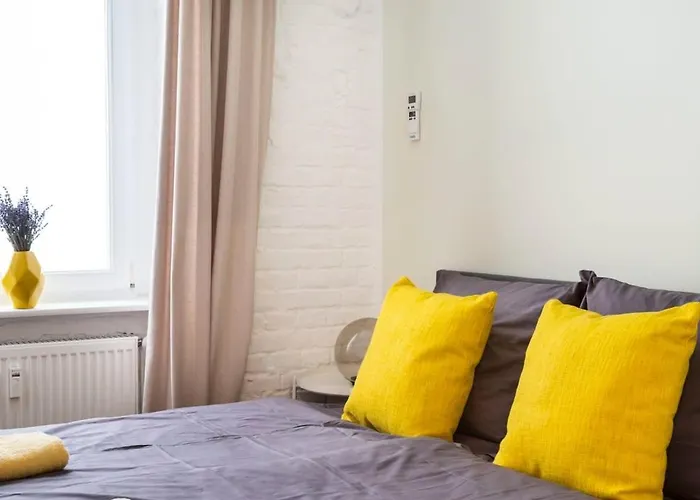 Cosy Three Br Two Bth Plus Ac Plus Self Checkin Plus Street Parking Berlin