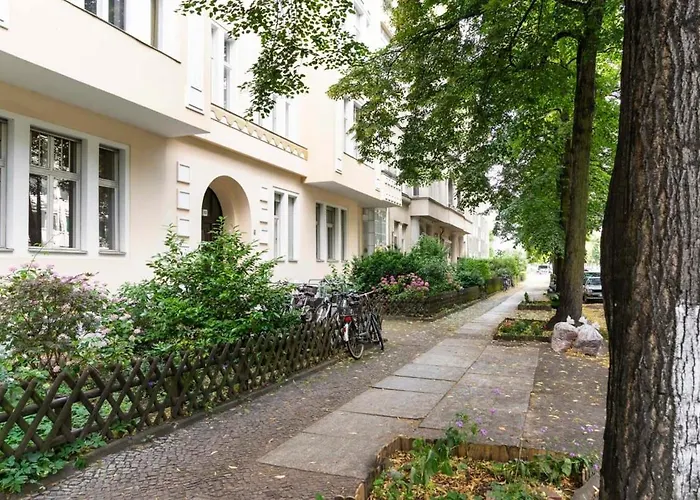 Spacious Loft Style Studio In Berlin Wilmersdorf