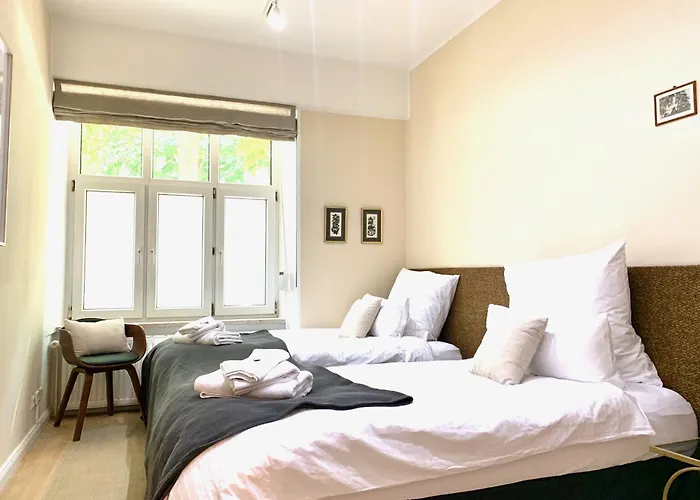 Cosy, Spacious, And Central