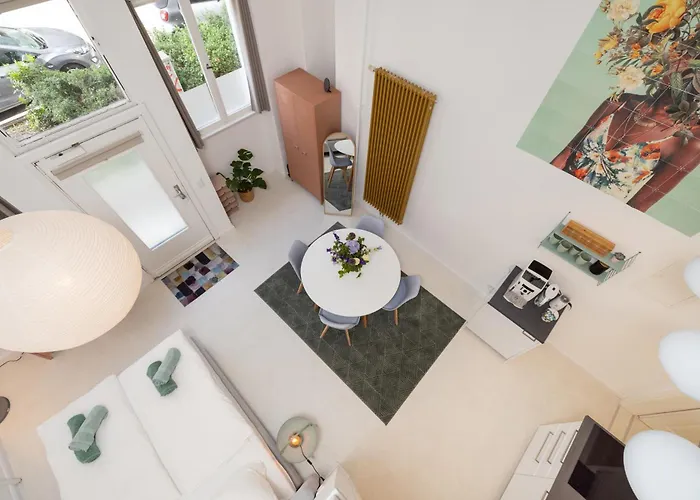 Great 2-Room Loft With 2 Bathrooms And 2 Kitchen