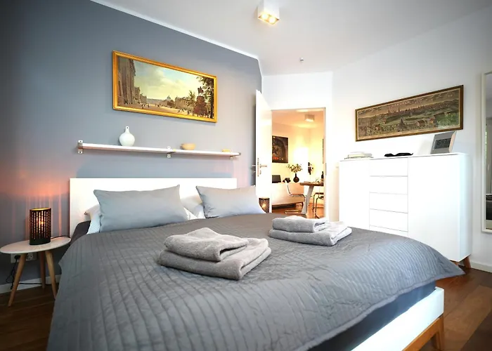 Getaway / 80Qm In 'S Historic Diplomatic Quarter