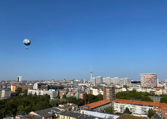 Skyview Studio Apartments At Berlin Kreuzberg-Mitte