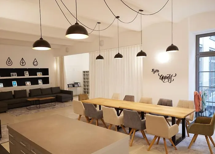 210 m2 Loft Apartment mit Terasse 2B 3R Kreuzberg