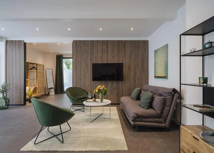 Homely Berlin - Luxury Loft, Modern, Near Kurfürstendamm I Cafe