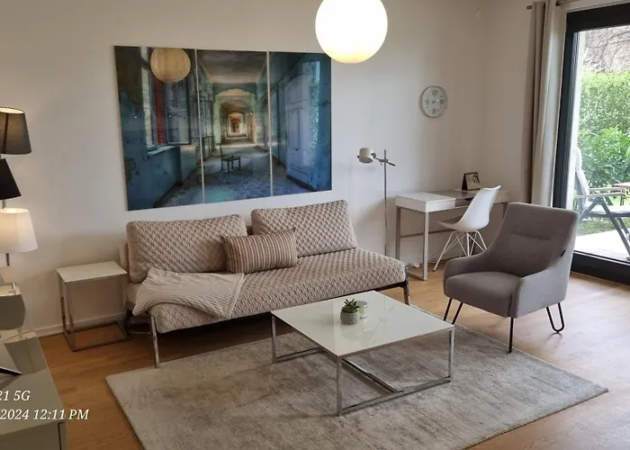 LUXI luxuriöses Appartement mit Terrasse und Garten mitten in Berlin