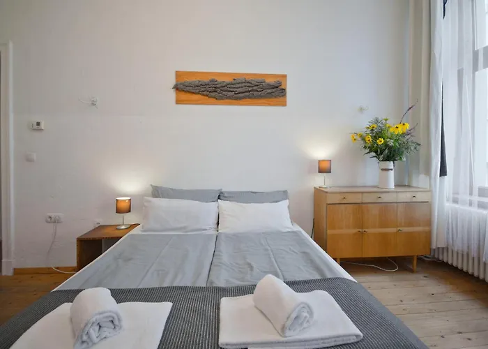 Courtyard Apartment