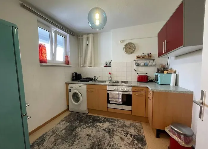 Attractive Flat Near Charlottenburg & City Center Berlin