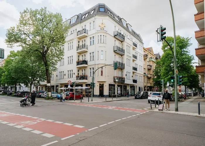Homely Berlin - Luxury Loft, Modern, Near Kurfürstendamm I Cafe
