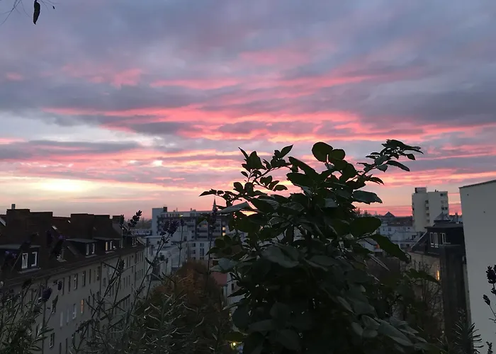 Ruhiges Zimmer in Nähe Kurfürstendamm mit eigener Regendusche