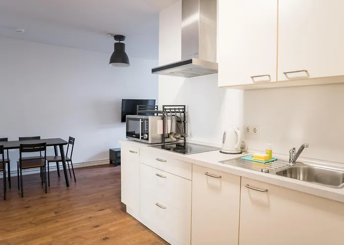 Fantastic 2 Bedroom Apartment Berlin